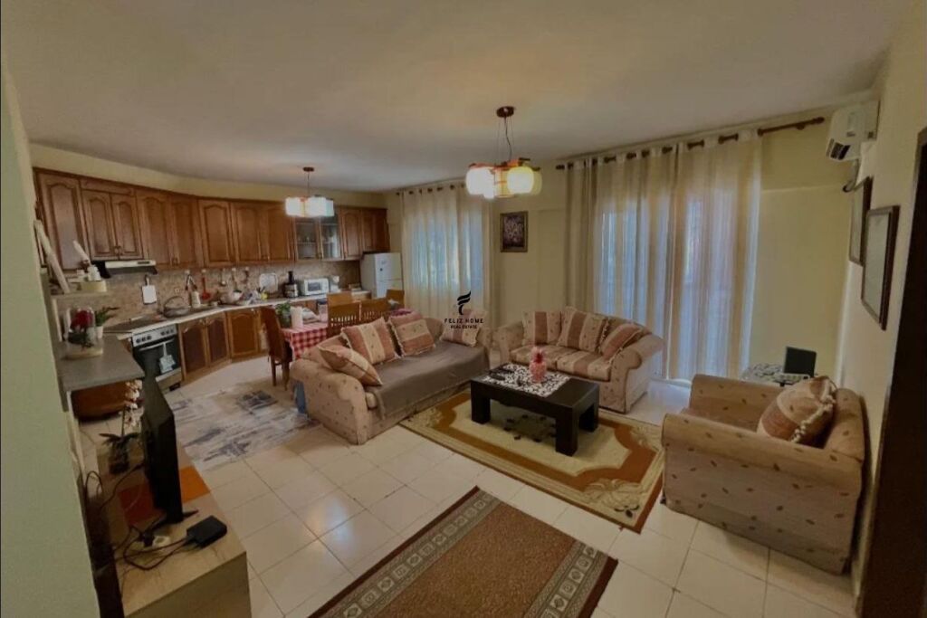 APARTAMENT ME QERA 2+1 KOMUNA E PARISIT 80.000 LEKE FH-69819