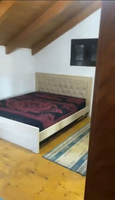 Eagle Square, 2+1 attic for rent 35,000 leke   