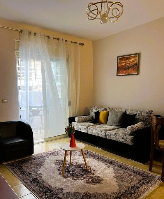 Apartament 1+1 ne rrugen Mine Peza!