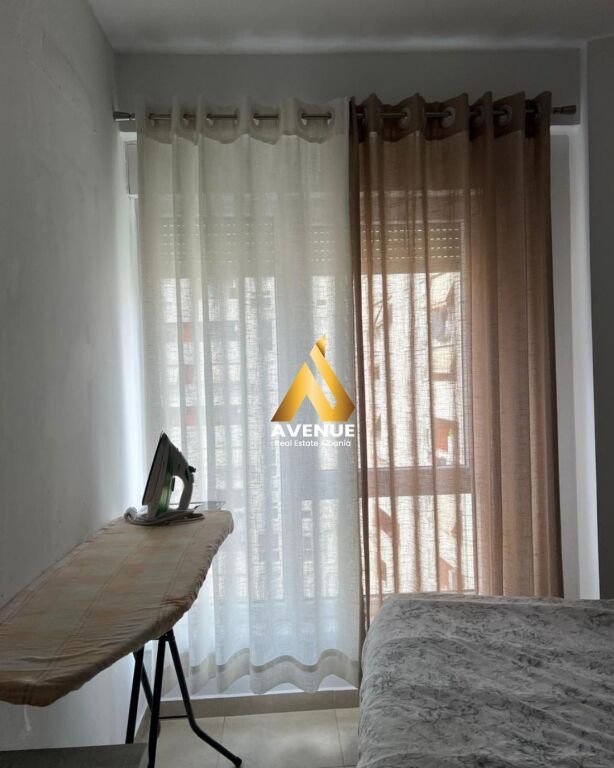 APARTAMENT ME QIRA – Tek 21 Dhjetori, Kompleksi Kontakt