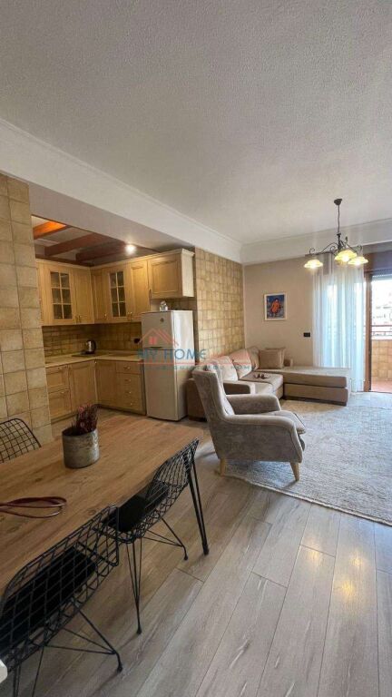 Apartament 1+1 dhe Studio me Qera ne Qender Tirane