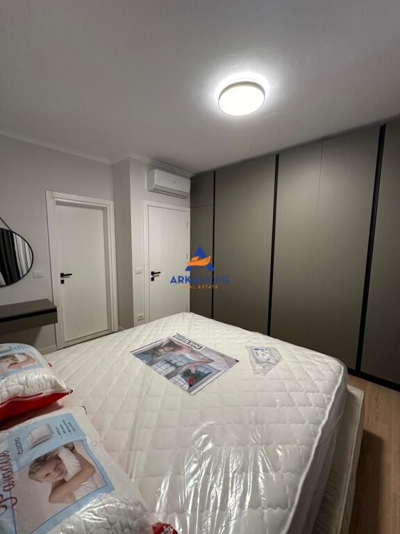 JEPET APARTMENT ME QERA 2+1+BALLKON " RRUGA E DURRSIT " 1300 EURO