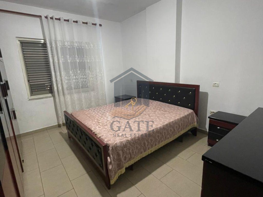 Jepet me qira një apartament 1+1, Plazh Rrota e Kuqe Durrës