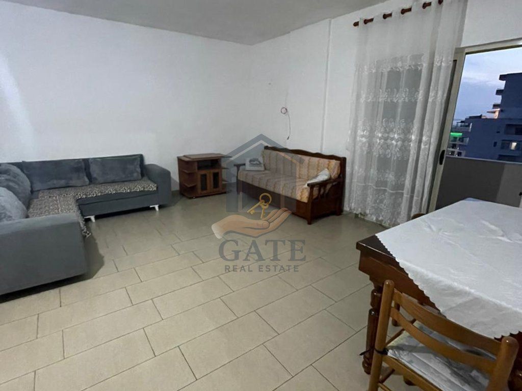Jepet me qira një apartament 1+1, Plazh Rrota e Kuqe Durrës
