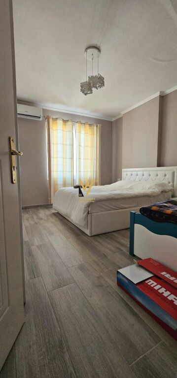 SHITET APARTAMENT 2+1+ BLK NE KAVAJE 120.000 EURO