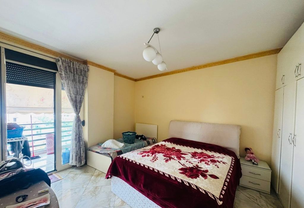 SHITET APARTAMENT 2+1+2 NE ASTIR!