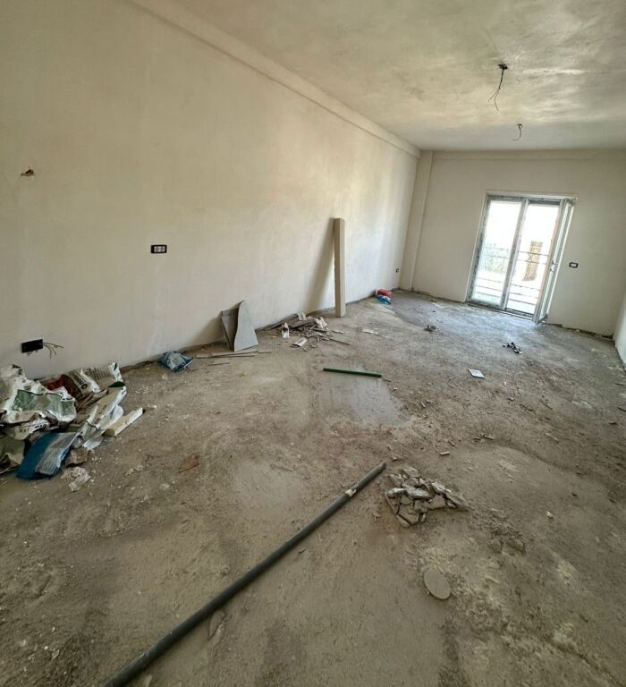 📌 Shitet Apartament 1+1 – Tirana Porta e Re