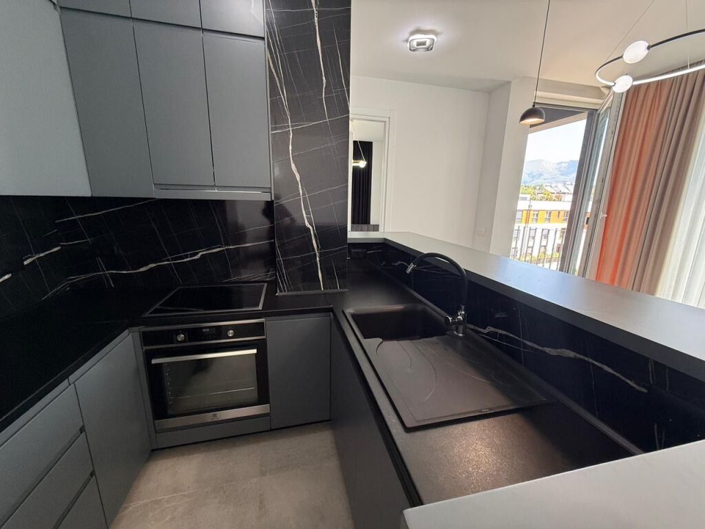 Apartment 2+1+2+parking space for rent, at Forest, Dry Lake!