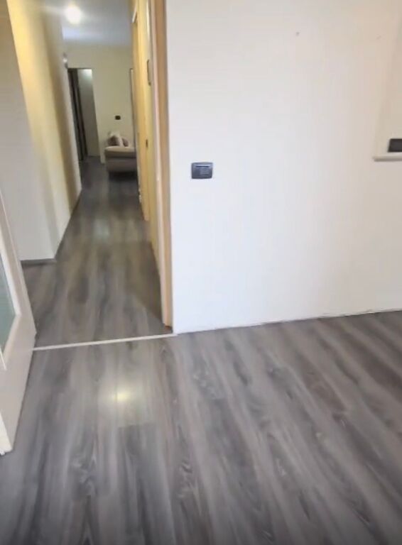 Apartament 2+1 per shitje te Fusha e Aviacionit