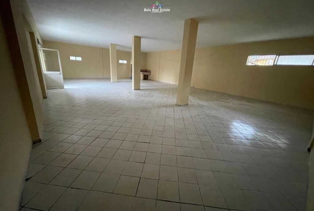 Dyqan Me Qera Prane Kompleksit Grand (ID BD21875) Tirane