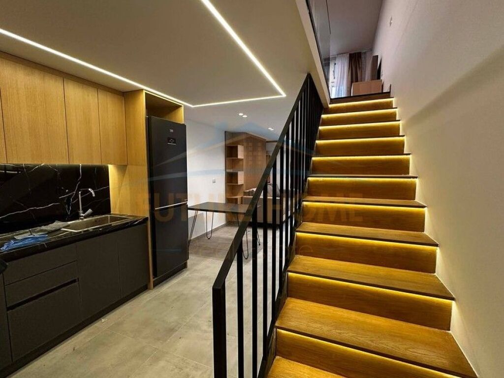 Shitet, Duplex 1+1, Golden Park 3, Tiranë