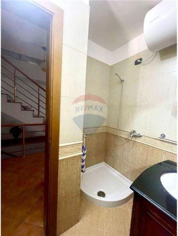 🏡✨ VILË LUKSOZE PËR SHITJE – VLORË | LAGJJA LIRIMI ✨🏡