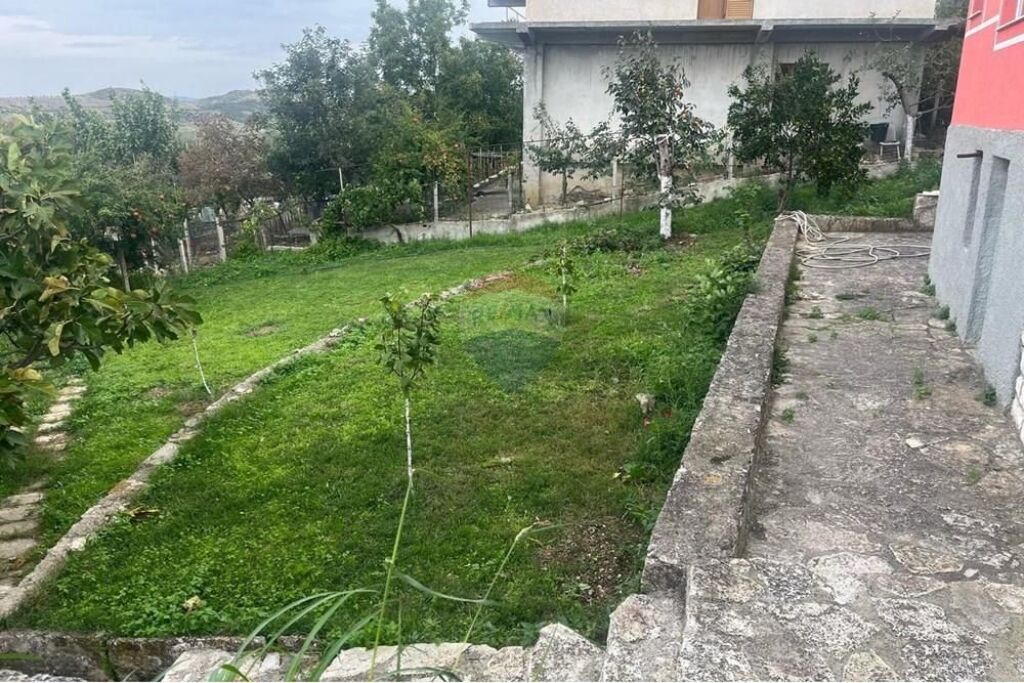 🏡 JEPET ME QIRA SHTËPI PRIVATE NË VLORË ZONA SHERISHTË
