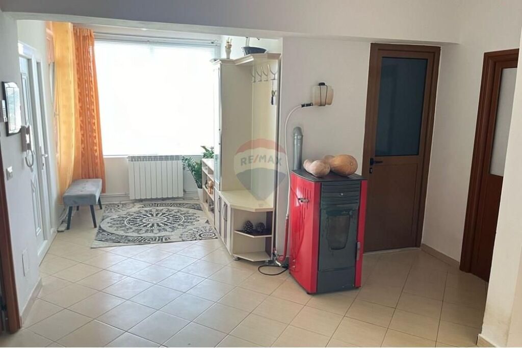 🏡 JEPET ME QIRA SHTËPI PRIVATE NË VLORË ZONA SHERISHTË