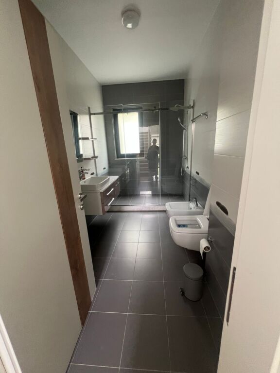 🏡 Vilë me Qira pranë Natyra e Qetë – Super Luks