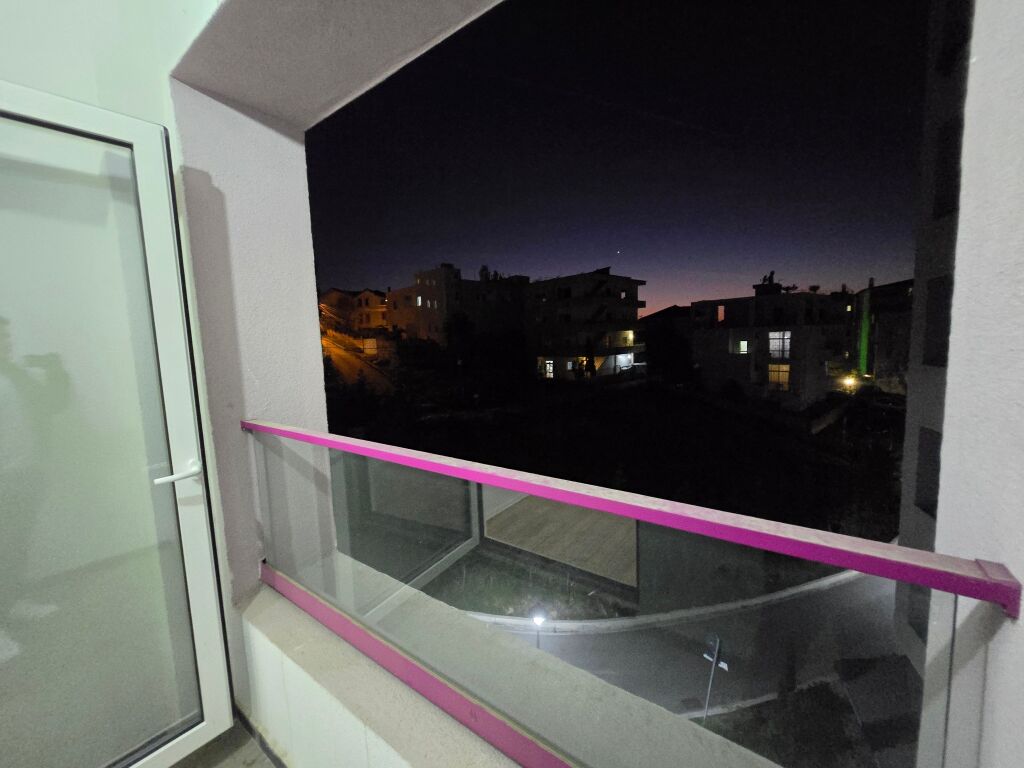 Te Kompleksi Mangalem 21 , Jap me qera apartament 2+1