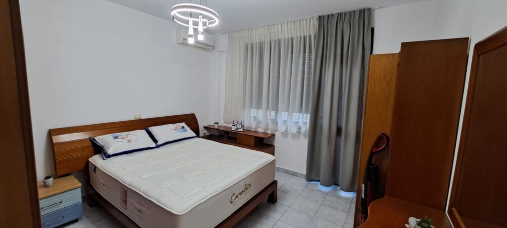 Apartament 2+1+2 + 2 Ballkone , per qira ,pamje deti ,Vollga Durres