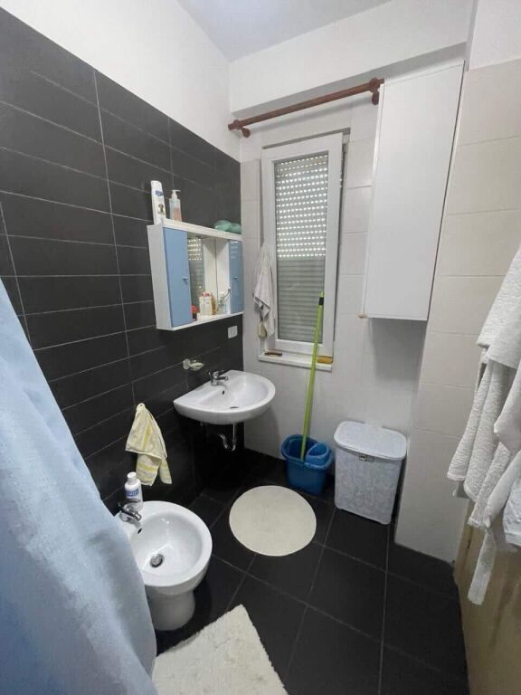 Jepet me qera 2+1 Qytet Studenti