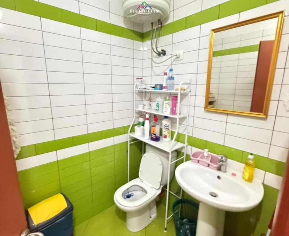 Estetica In Affitto A Bllok (ID BD21877) Tirana