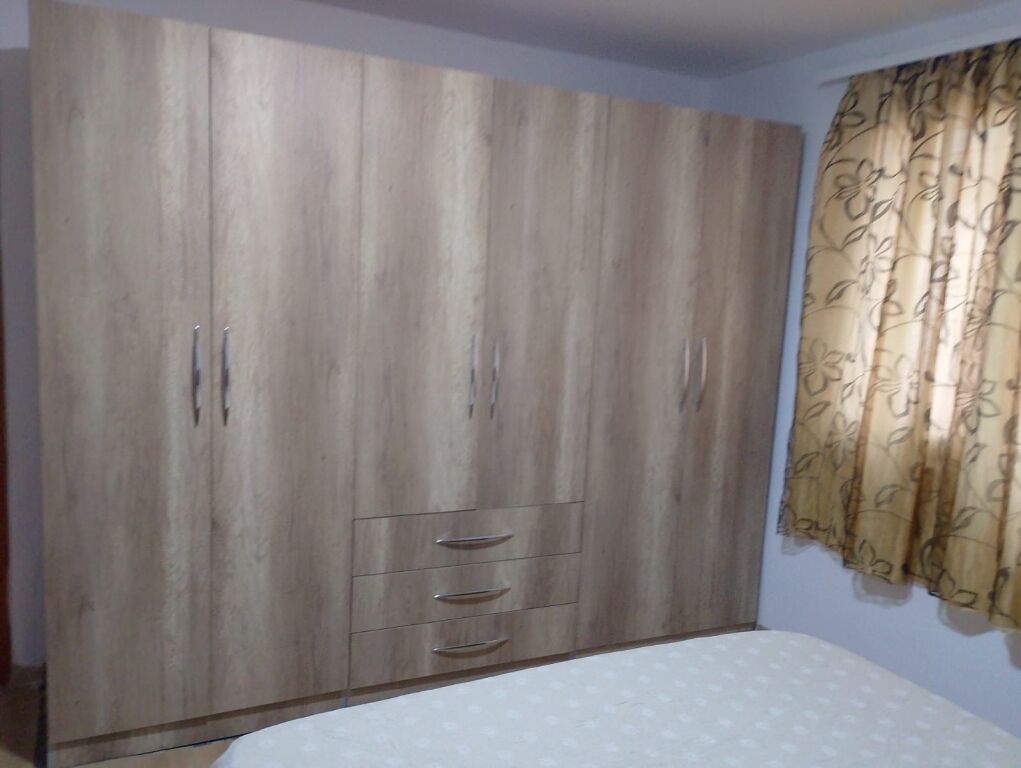 Jepet Me Qera Apartament 1+1+1 Verande