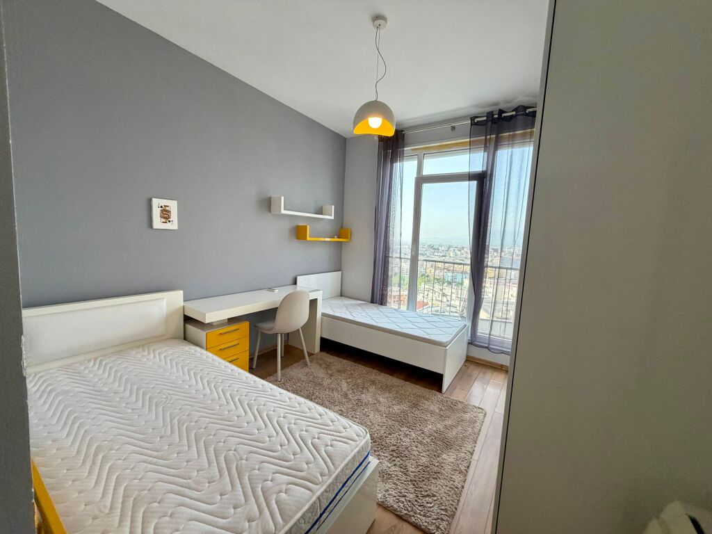 📣 QERA SUPER Apartament 2+1 Me 2 Tualete 📍 Prane Kopeshtit Botanik ✨