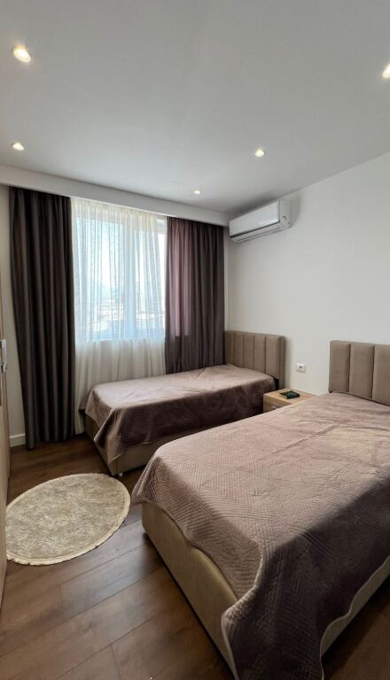 Apartament 2+1 me qera tek Mine Peza