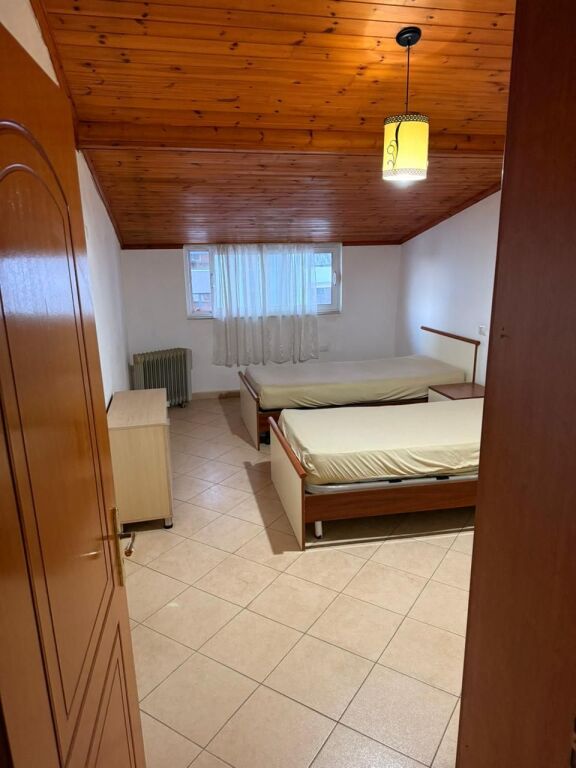 Apartament me qera - Kinostudio