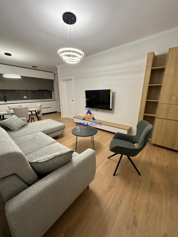 JEPET APARTMENT ME QERA 2+1+BALLKON " RRUGA E DURRSIT " 1300 EURO