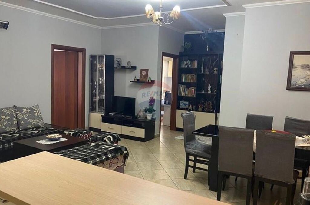 Shitet Apartament ngjitur me Restorant Freskun ID: 530191074-151