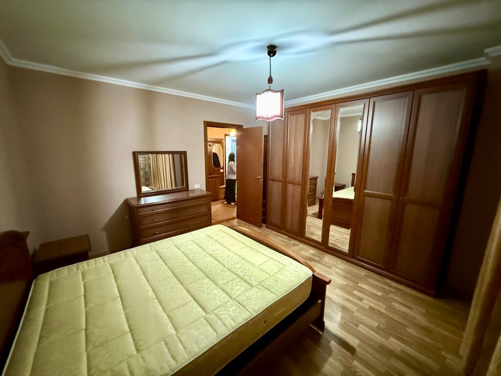 📣 QERA Apartament 1+1 📍 Prane Gjimnazit "Petro Nini Luarasi" ✨