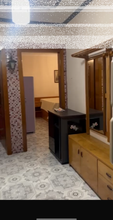 Apartament 1+1 per qera Rruga e Elbasanit !