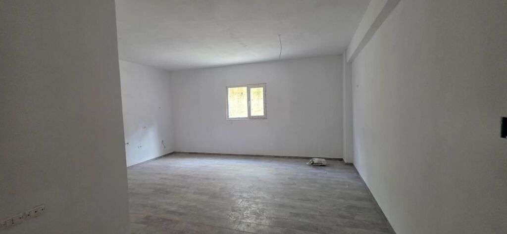 Shitet 1+1 ne Fresk / 65,000 euro