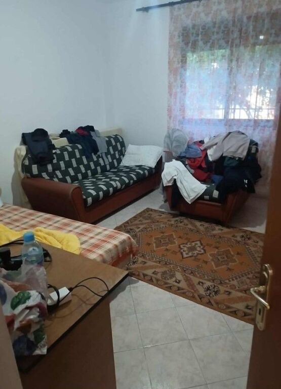 SHITET VILE PRIVATE 2 KATE NE HEKURUDHA PLAZH