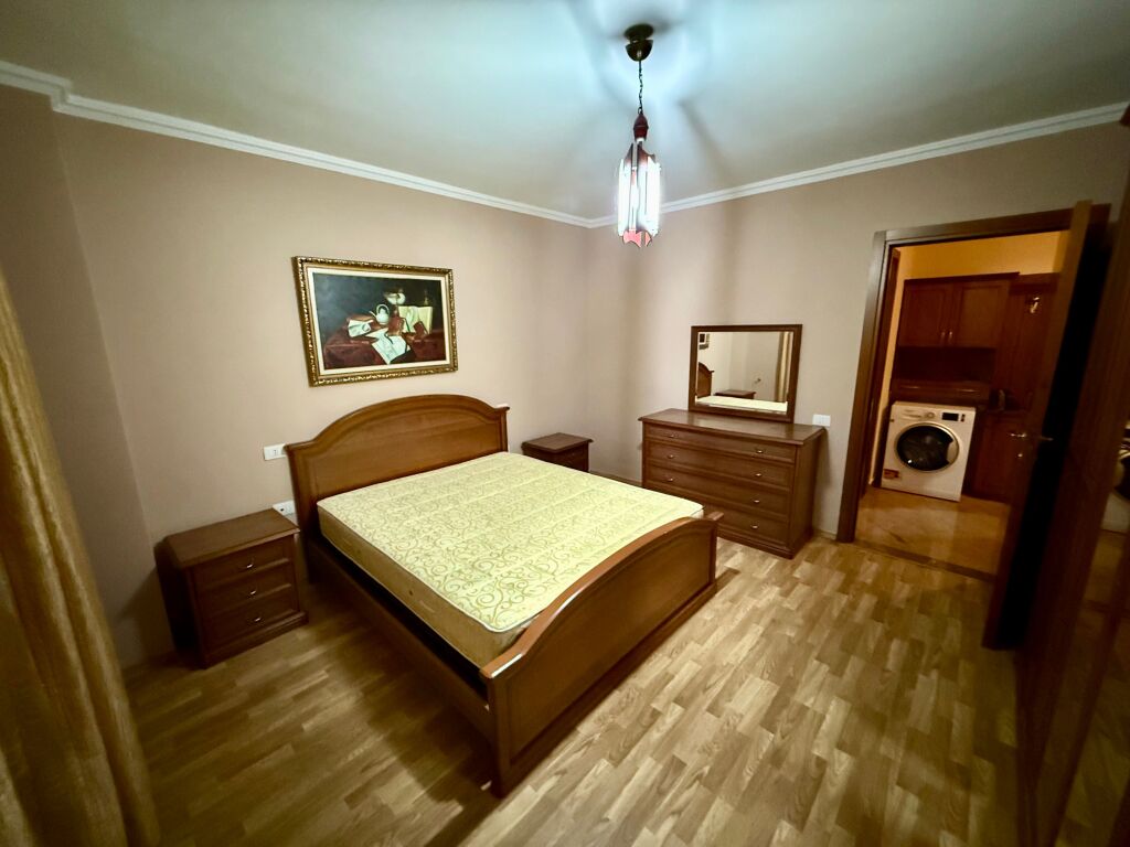 📣 QERA Apartament 1+1 📍 Prane Gjimnazit "Petro Nini Luarasi" ✨