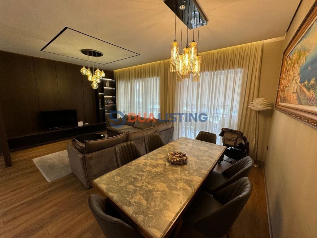 LUXURY APARTMENT 2+1+2 AT THE DELIJORGJI COMPLEX!