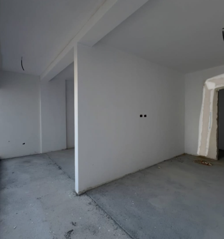 Appartamento 2+1+2 in Vendita – Comune di Parigi (vicino a KIKA 2)