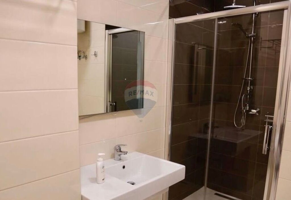 Ofrohet per Shitje Apartament 2+1+2  Ambasador 3 ID: 530191061-173