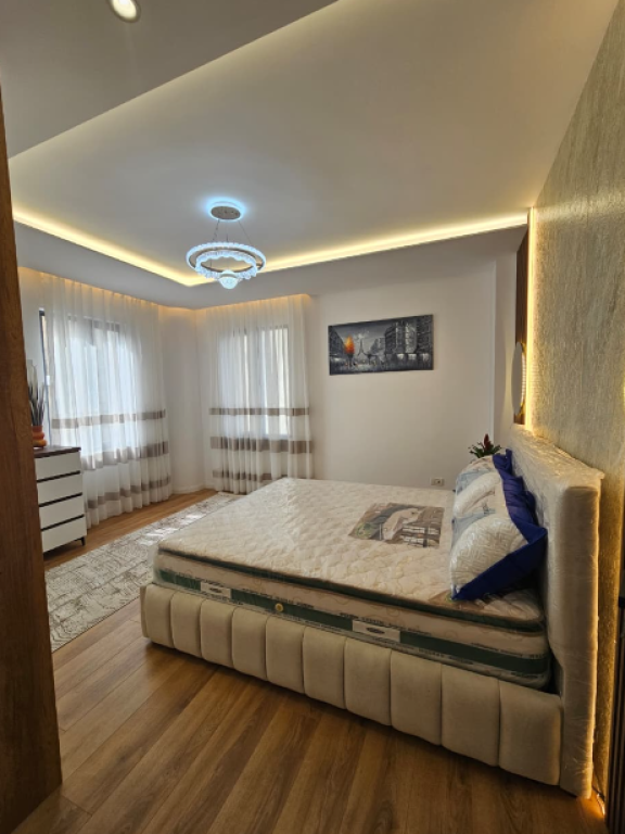 Apartment 2+1+2 for Sale – Building with Arrows