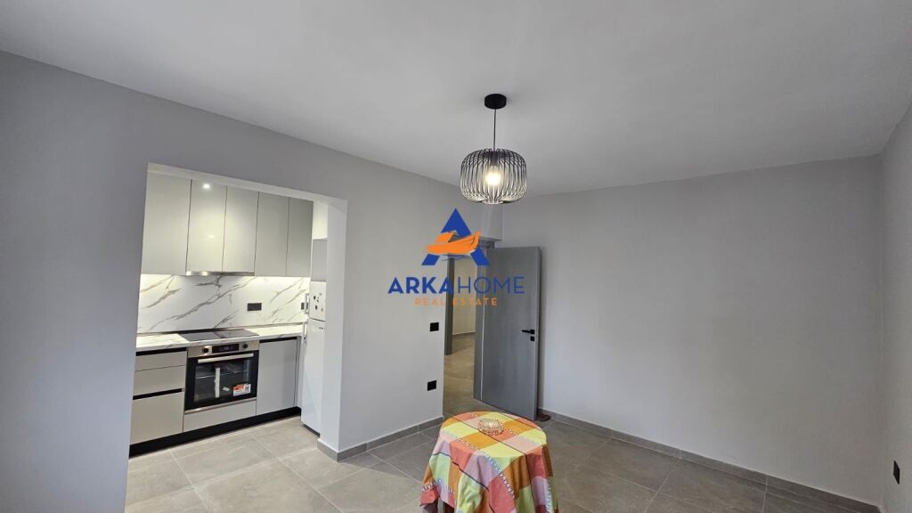 APPARTAMENTO IN AFFITTO 3+1+BALCONE " PAZARI I RI " 700 EURO