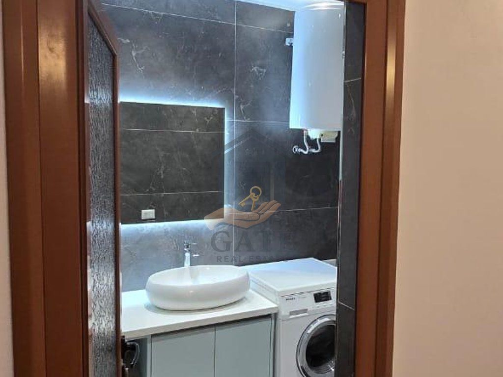 For rent, Apartment 1+1, Small Market!