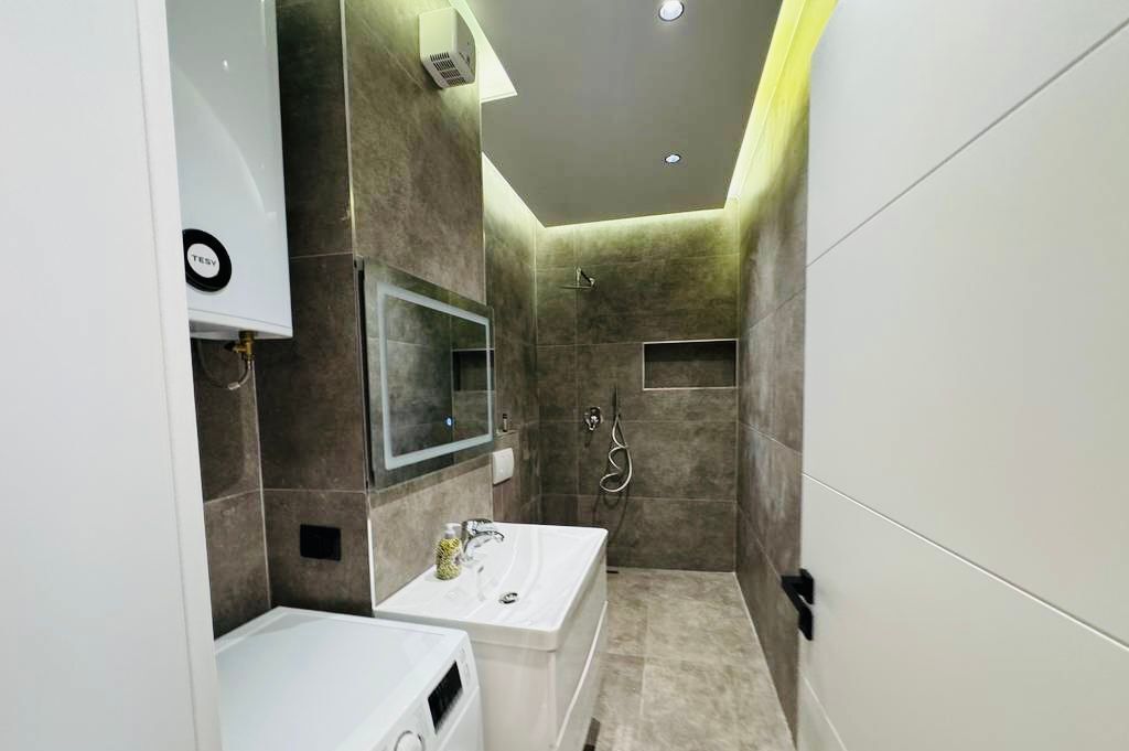 APARTAMENT MODERN 2+1 PER QIRA, XHAMLLIK!