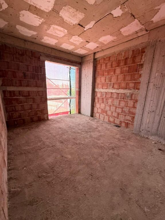 APPARTAMENTO IN VENDITA 1+1 IN VIA DIBRES TIRANA