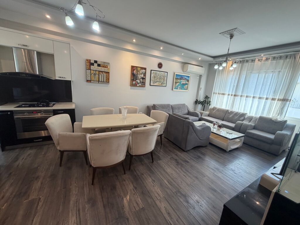 Opportunity! Furnished 2+1 near the zoo, 205 million lek