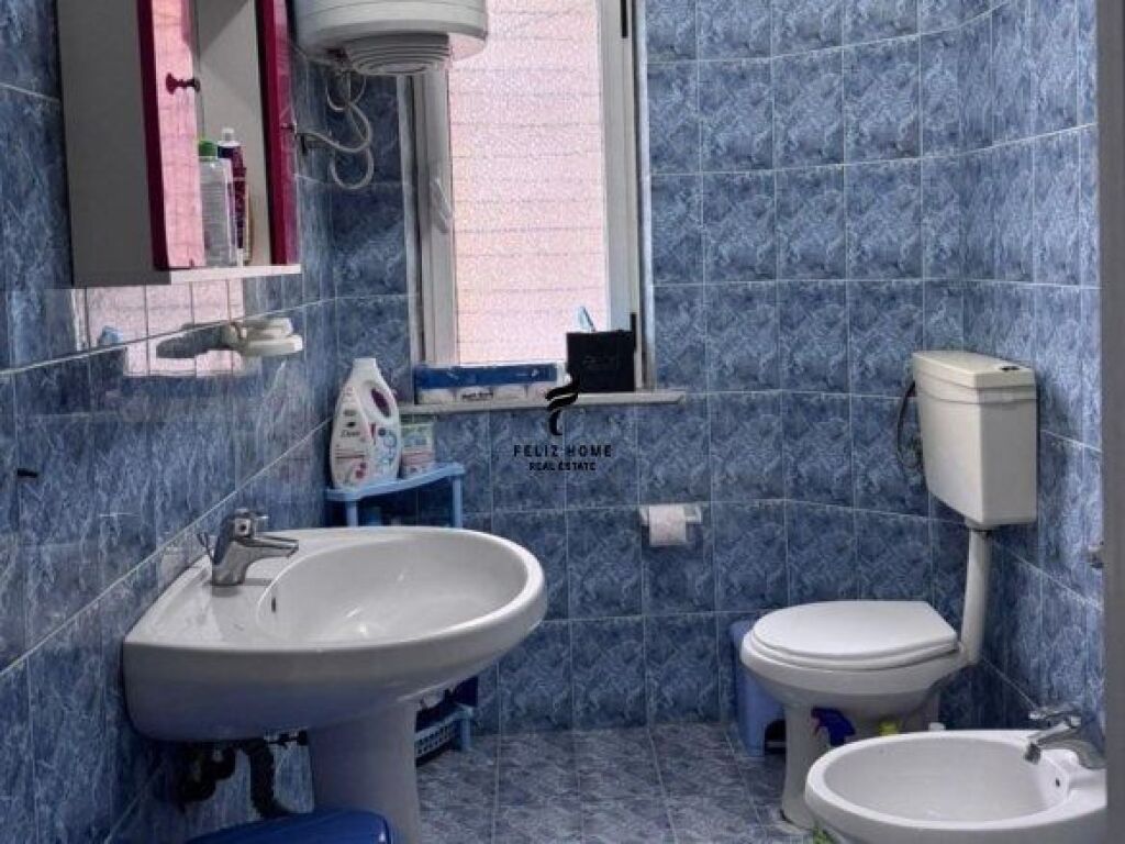 APARTAMENT ME QERA 1+1 21 DHJETORI 38.000 LEKE FH-69845