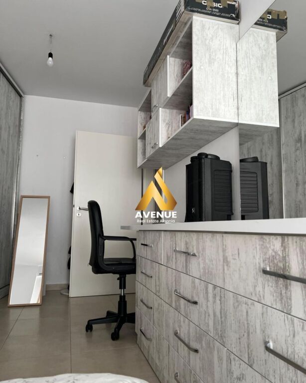 APARTAMENT ME QIRA – Tek 21 Dhjetori, Kompleksi Kontakt