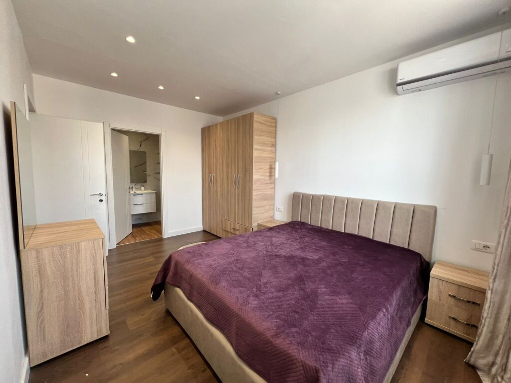 Apartament 2+1 me qera tek Mine Peza