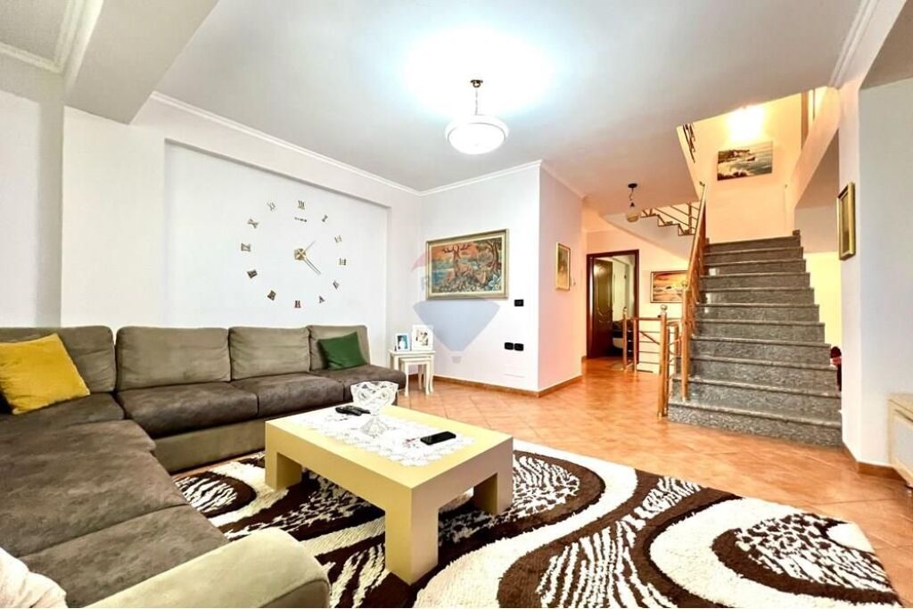 🏡✨ VILË LUKSOZE PËR SHITJE – VLORË | LAGJJA LIRIMI ✨🏡