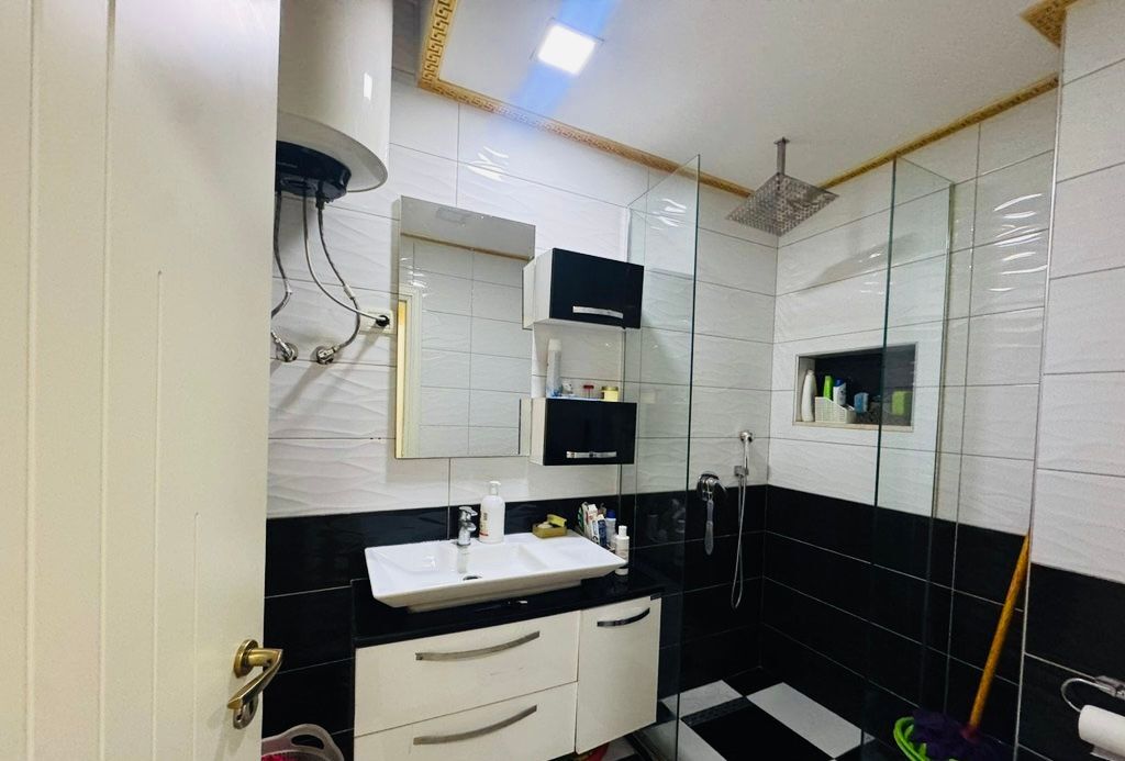 SHITET APARTAMENT 2+1+2 NE ASTIR!