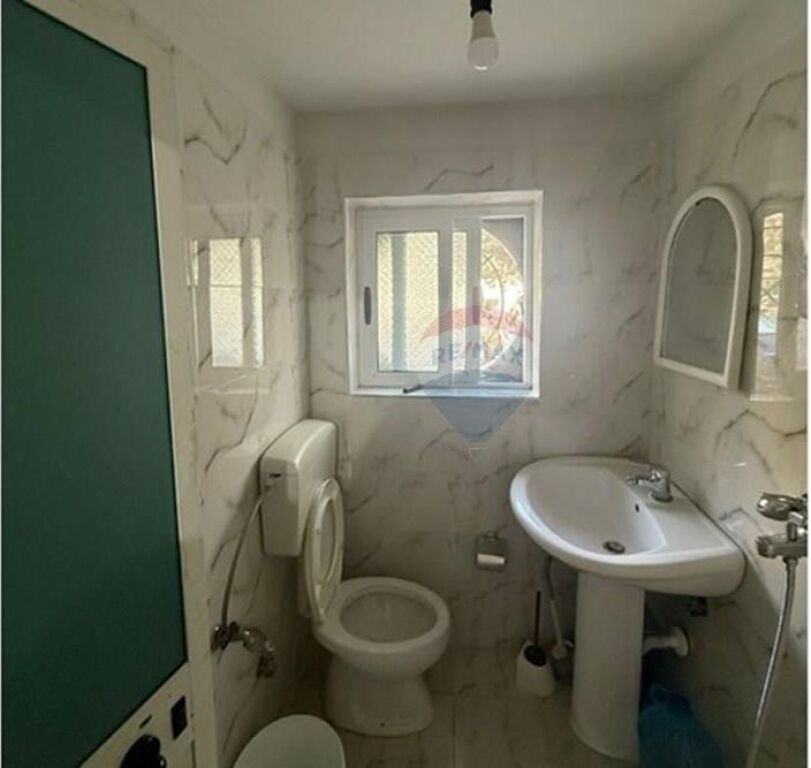 Apartament - Për Qira