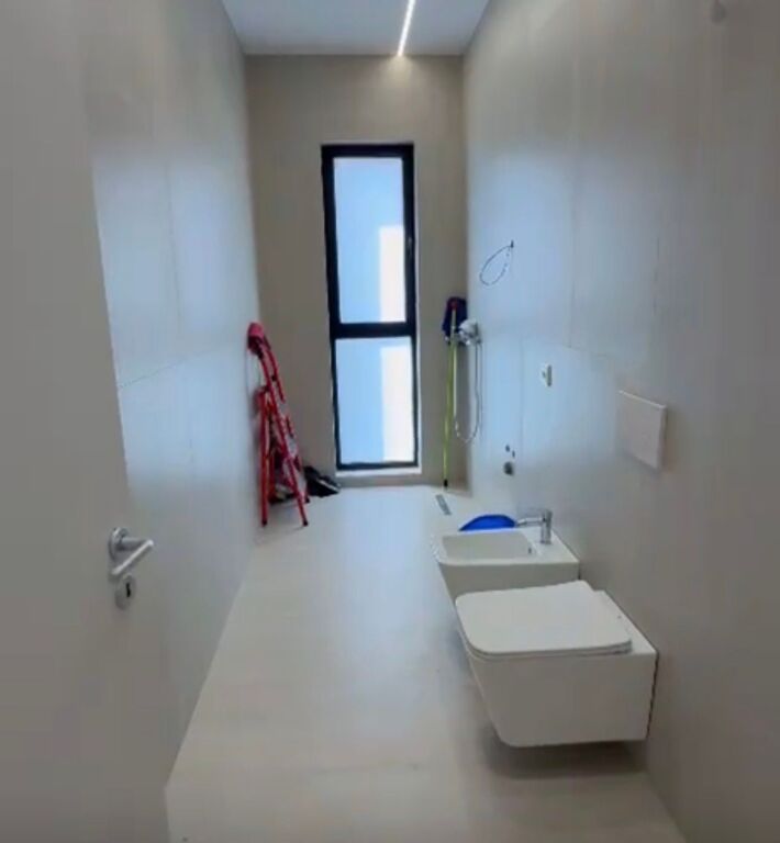 Shitet apartament 2+1 tek Vasil Shanto - Spring Residence